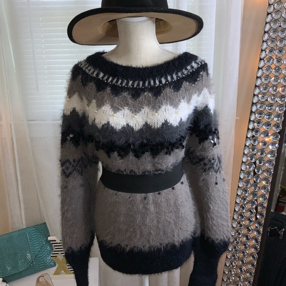 Wool/Cashmere Sweater - Picture 3 of 7